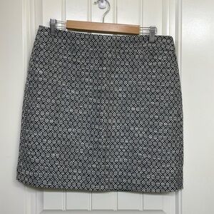 NWT Loft neutral color skirt